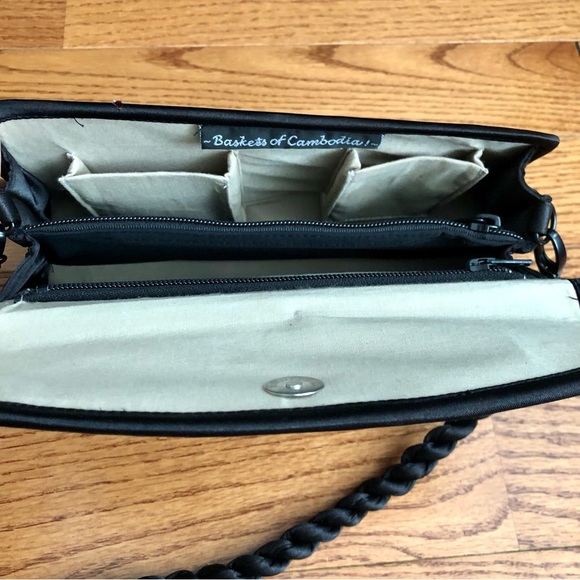 Saraye Tatami Purple Tan Baskets of Cambodia Geometric Shoulder Bag - Picture 7 of 9